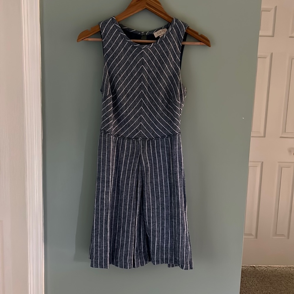 LOFT Keyhole Back Blue White Stripe Sleeveless Dress Size 2